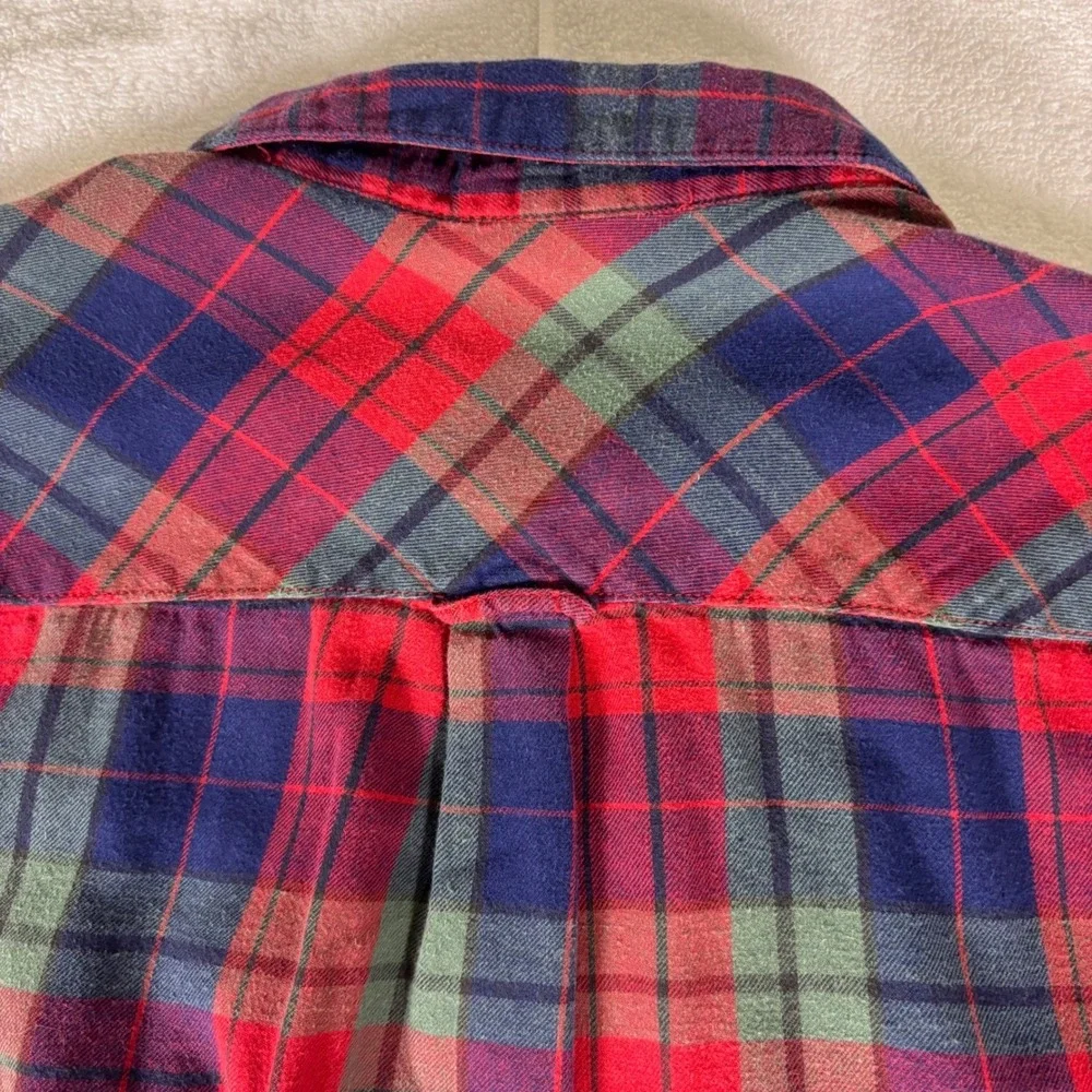 H&M classic button